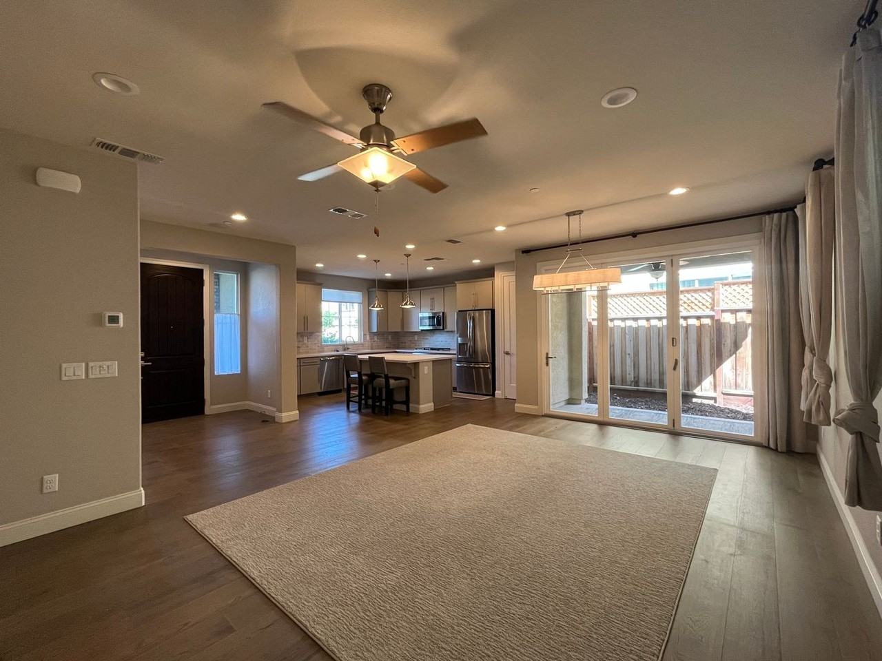 2021 Kingwood Rd - Photo 3 of 39