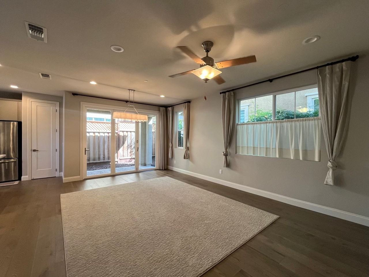 2021 Kingwood Rd - Photo 4 of 39