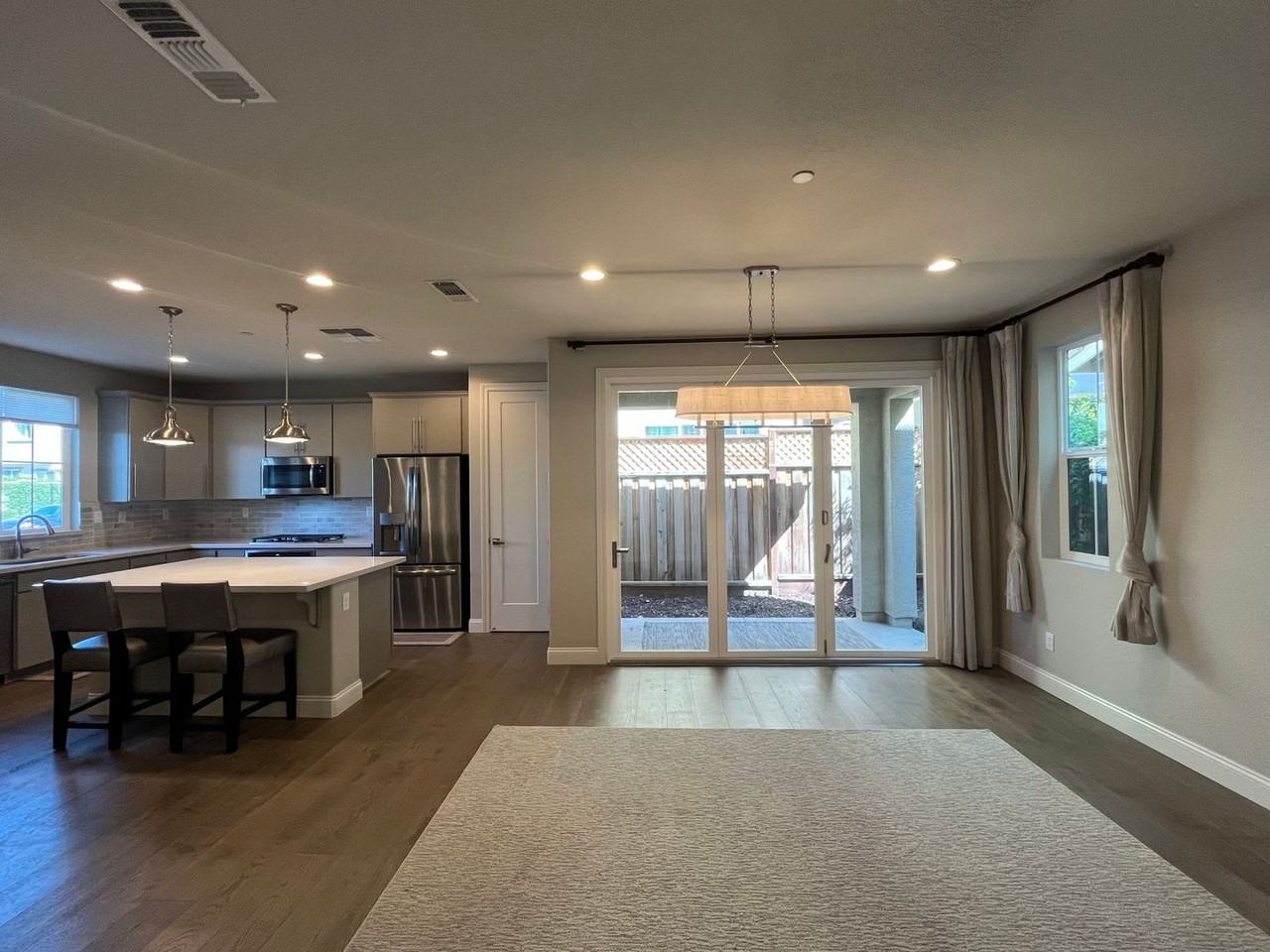 2021 Kingwood Rd - Photo 5 of 39