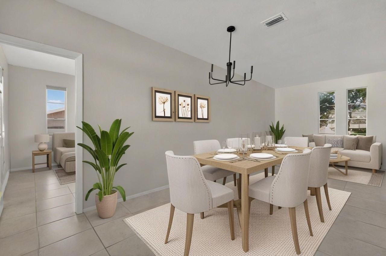 8195 Coachlight Cir - Photo 3 of 27