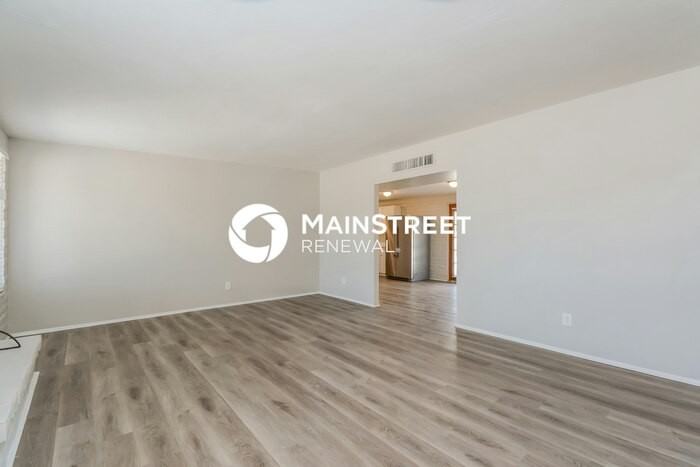 7321 E Lakeside Dr - Photo 5 of 16