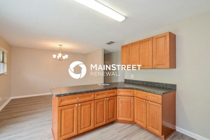 1153 S Hartsdale St - Photo 6 of 16