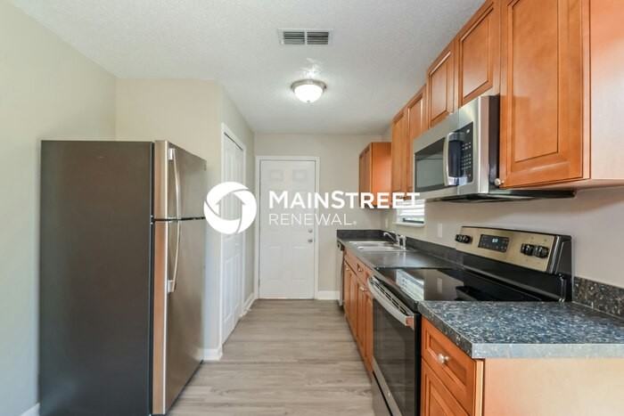 1153 S Hartsdale St - Photo 7 of 16