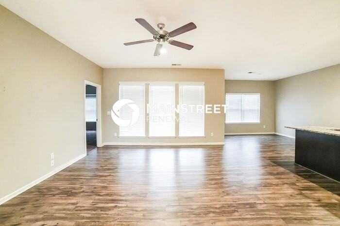 1516 Ne Jaclyn Dr - Photo 3 of 16