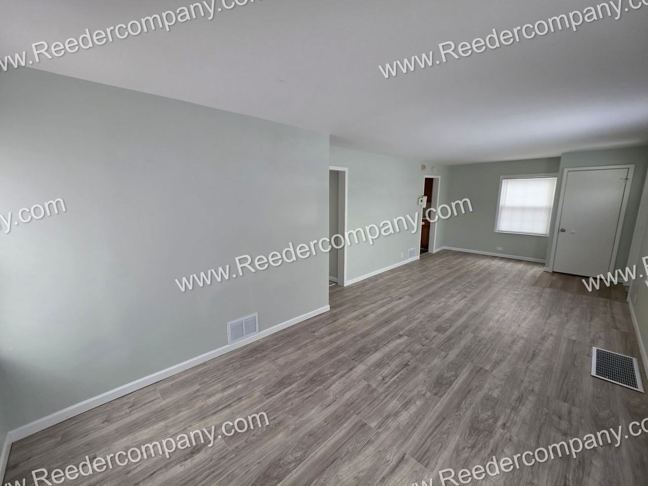 3017 Cleveland St - Photo 3 of 17