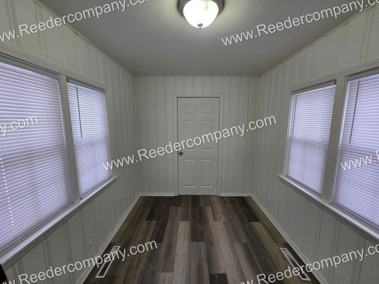 3017 Cleveland St - Photo 5 of 17