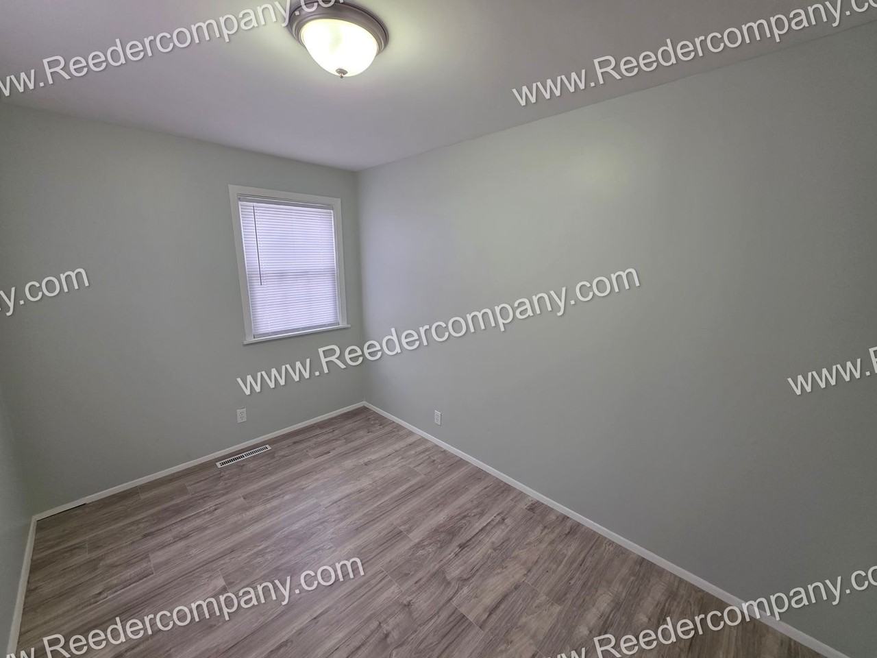 3017 Cleveland St - Photo 6 of 17