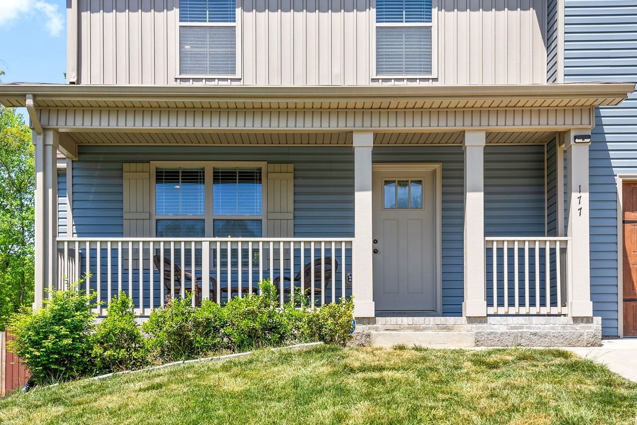 177 Bonnell Dr - Photo 3 of 26