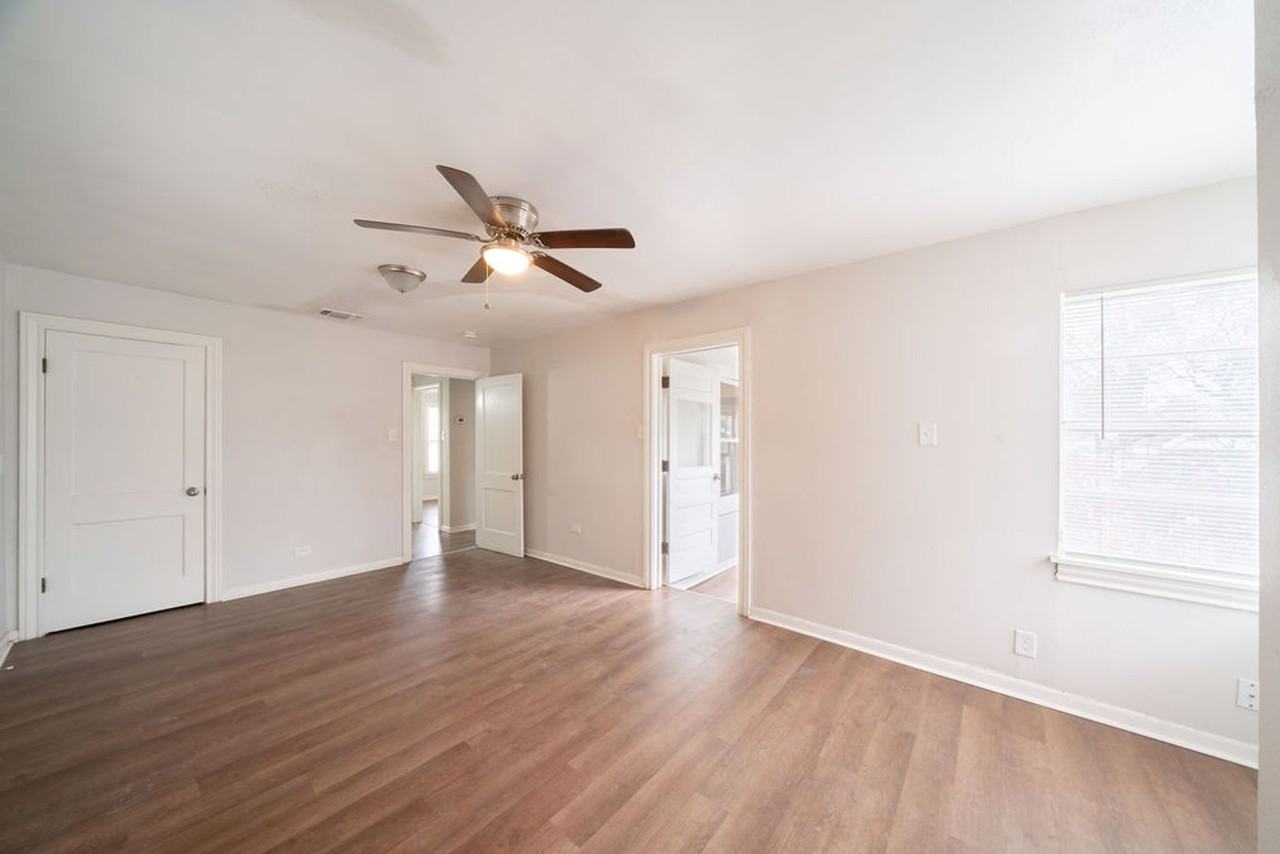 2148 Texas Ave - Photo 3 of 20