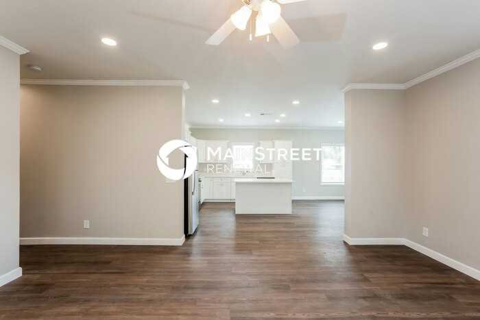 1311 28th St S - Photo 2 of 19