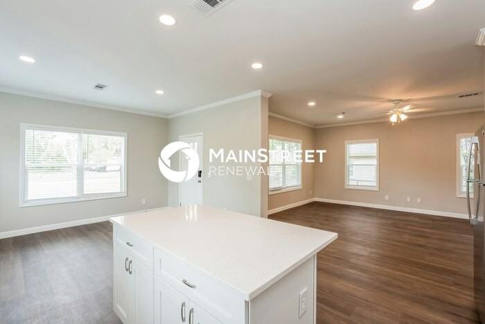 1311 28th St S - Photo 4 of 19