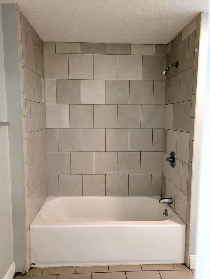 68 Lyons St - Photo 7 of 8