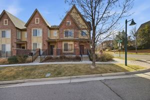 featured image of 518 Brookhurst Ave