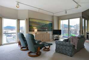 featured image of 301 N 1st St #701
