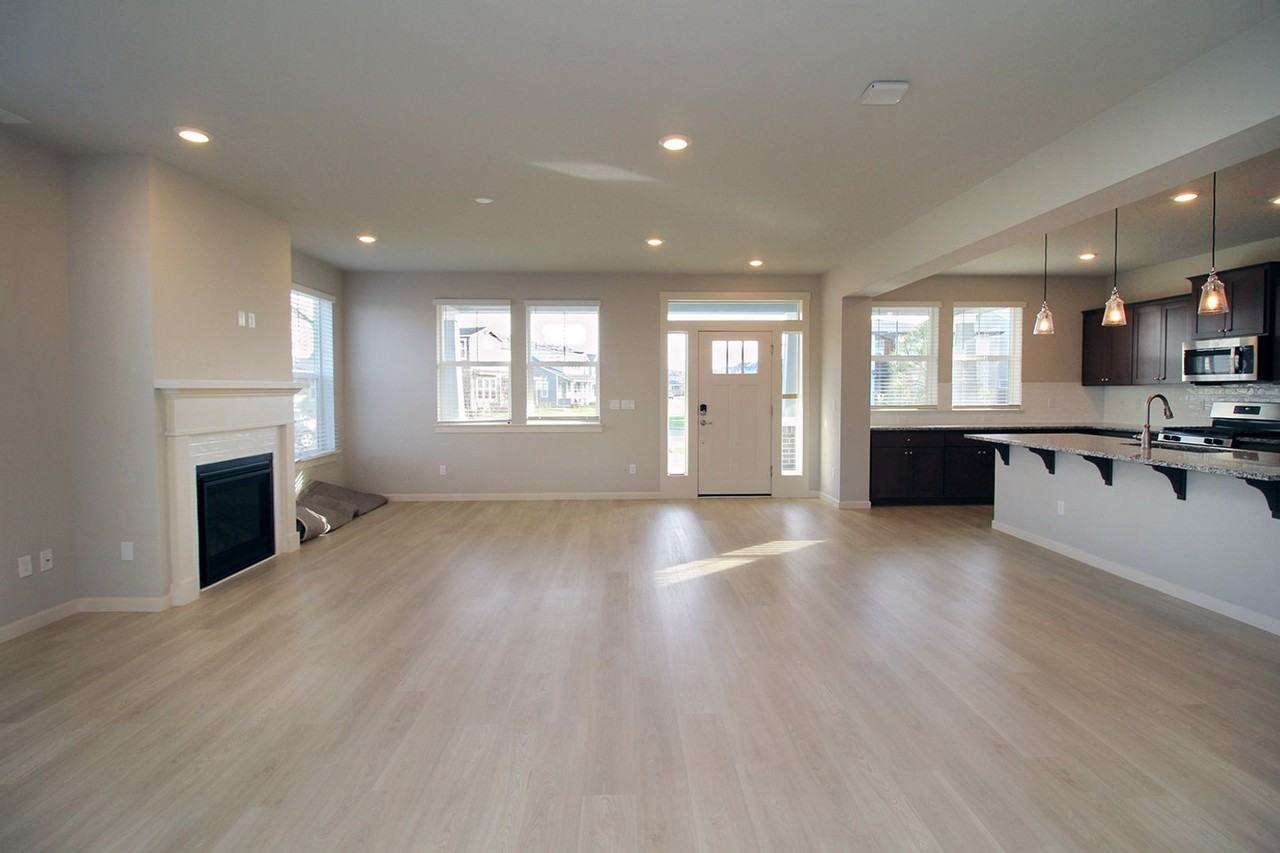 3923 Se 70th Ave - Photo 4 of 33