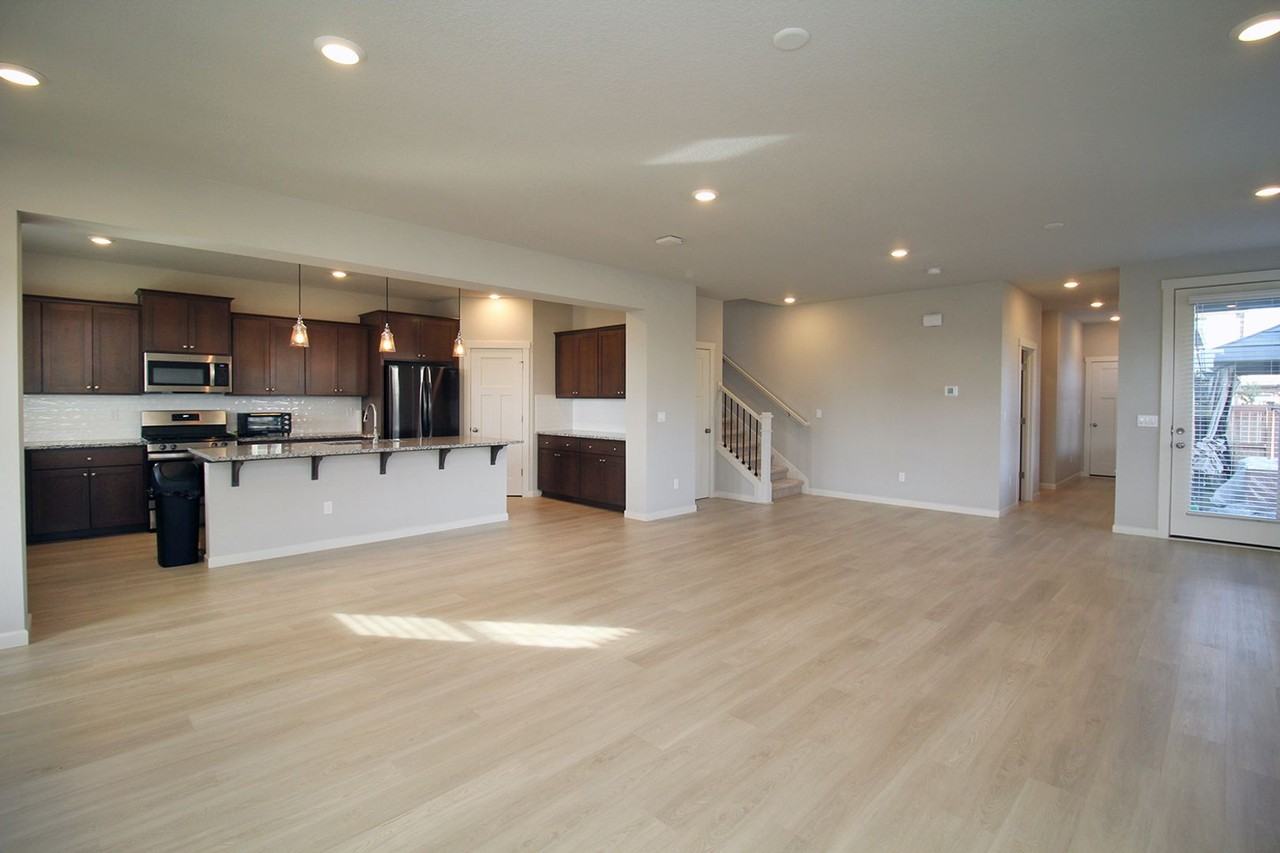 3923 Se 70th Ave - Photo 6 of 33