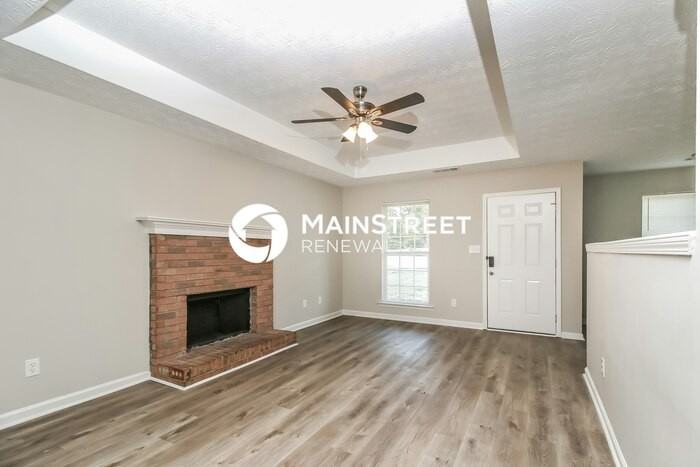 1100 Overlook St - Photo 3 of 16