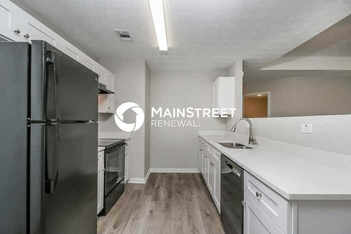 1100 Overlook St - Photo 6 of 16