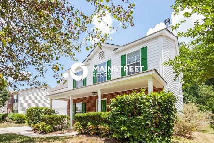 8146 Chatham Oaks Dr - Photo 4 of 17