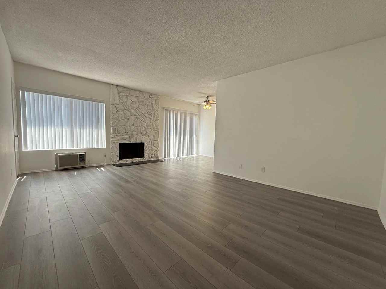 10856 Rose Avenue, - Photo 3 of 50