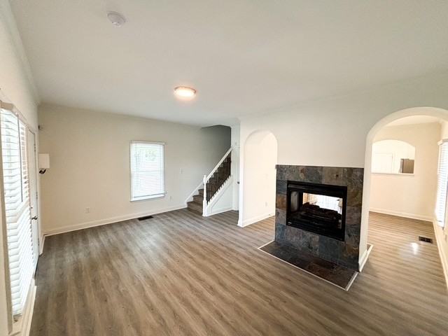 668 Smith St Sw - Photo 2 of 16