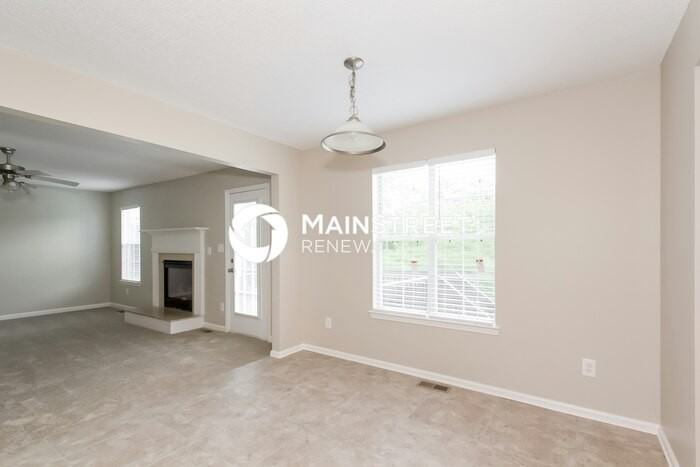 5934 Colonnade Dr - Photo 3 of 15