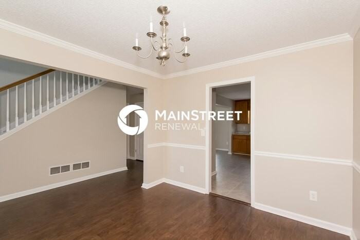 5934 Colonnade Dr - Photo 5 of 15