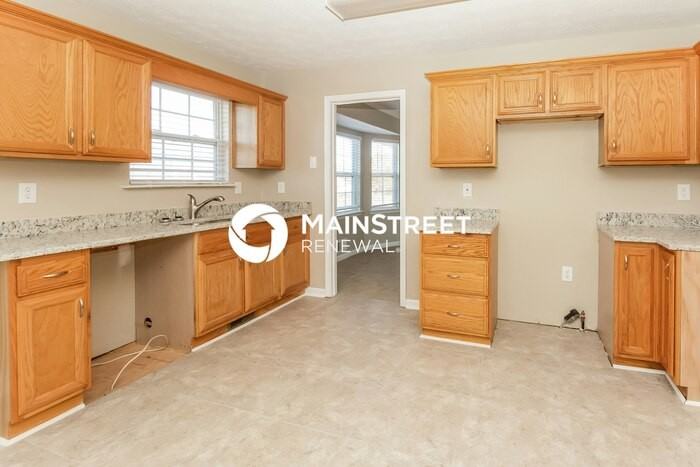 519 Trinity Trl - Photo 4 of 15