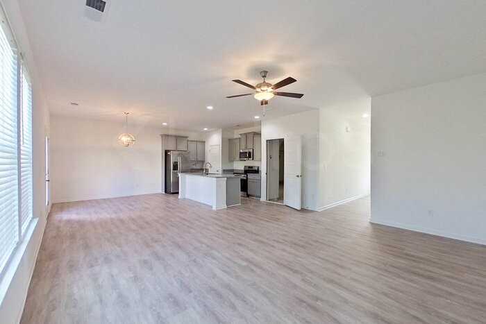 304 Silver Maple Ln - Photo 2 of 22