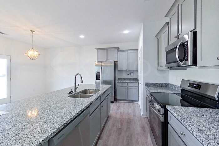 304 Silver Maple Ln - Photo 6 of 22