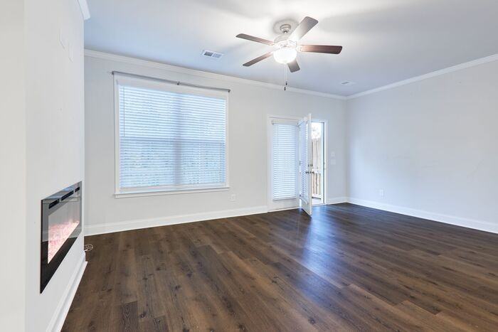 560 Amarante Cir - Photo 7 of 36