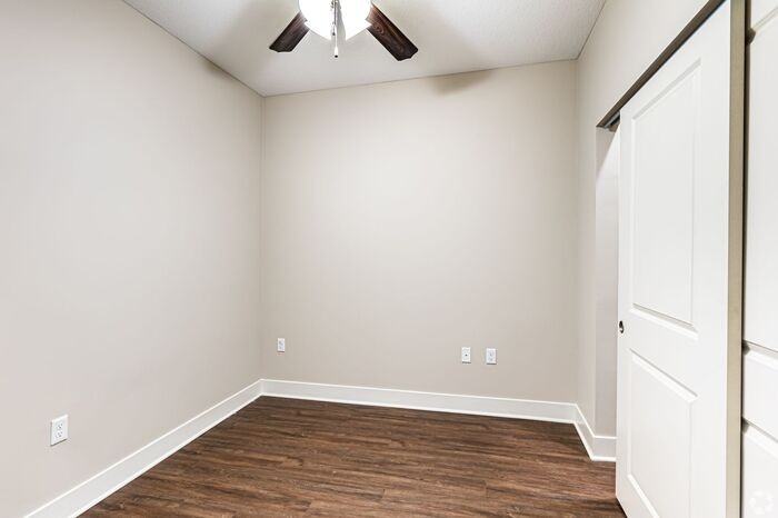 5711 Ne 80th Ter #3B - Photo 6 of 14