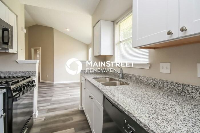 7223 Londres Dr - Photo 7 of 16