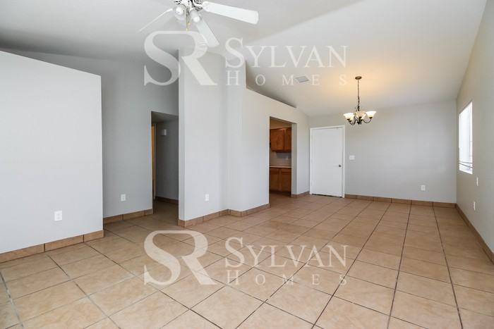 137 E Beech Ave - Photo 3 of 16