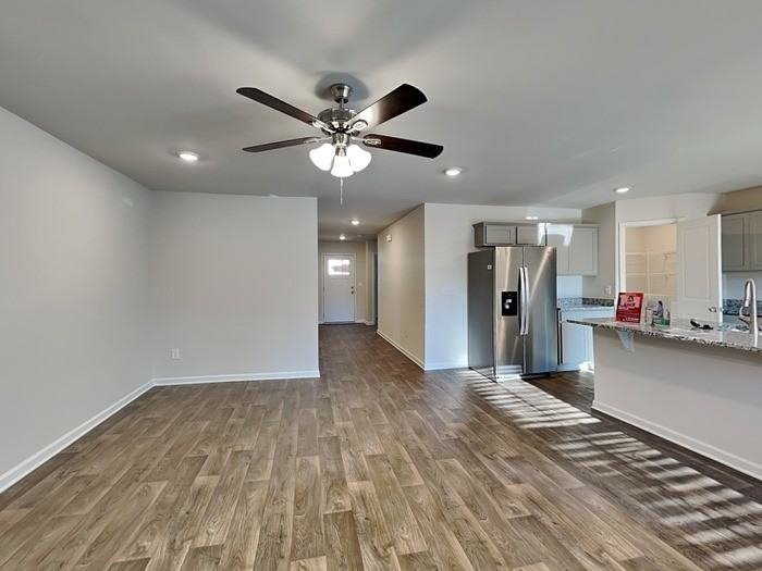 1646 Commendable Ct - Photo 6 of 23