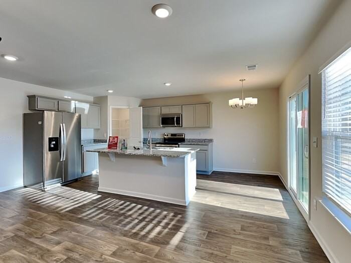 1646 Commendable Ct - Photo 7 of 23