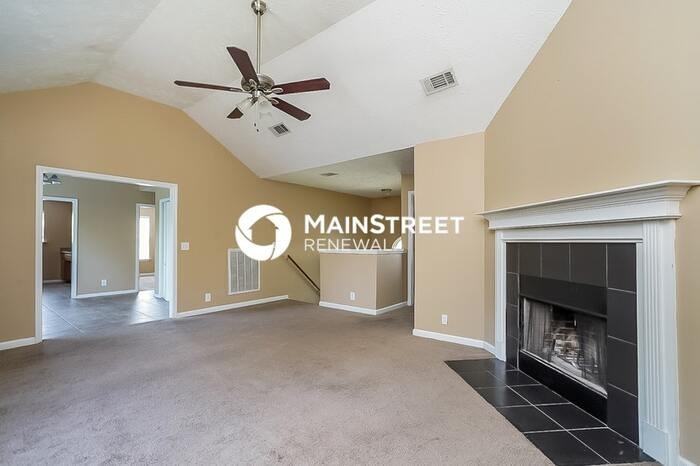 2120 Academy Way - Photo 3 of 17