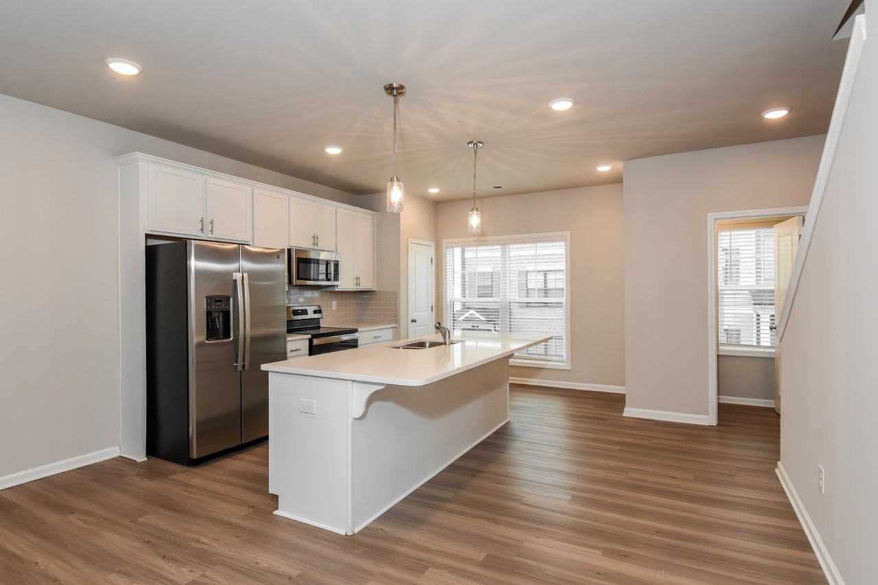 759 Calvin Park Dr - Photo 7 of 50