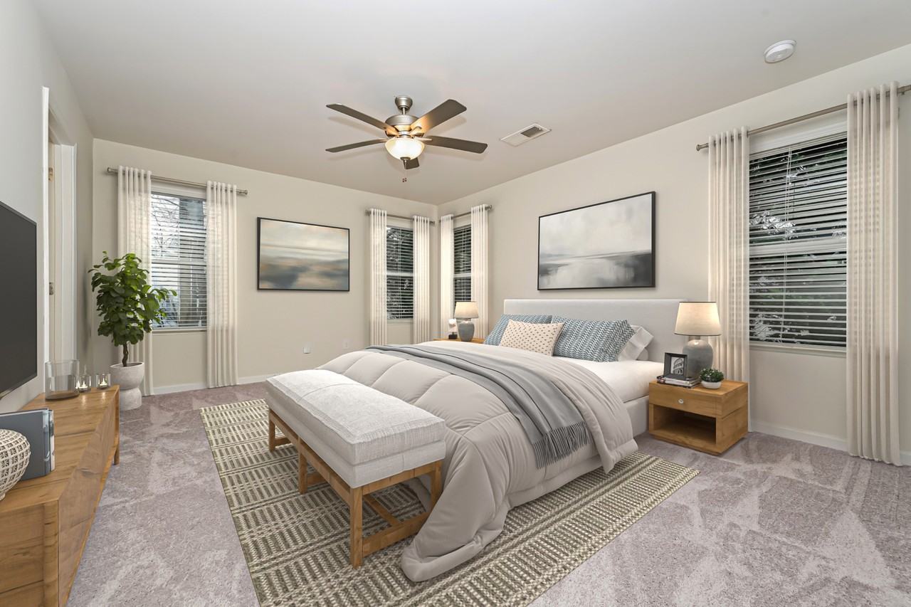 3577 Saratoga Cir - Photo 7 of 17