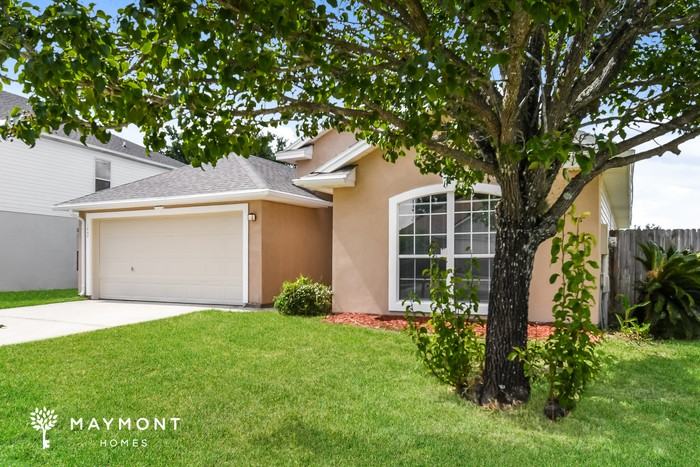 1448 Seawolf Trl N - Photo 4 of 18