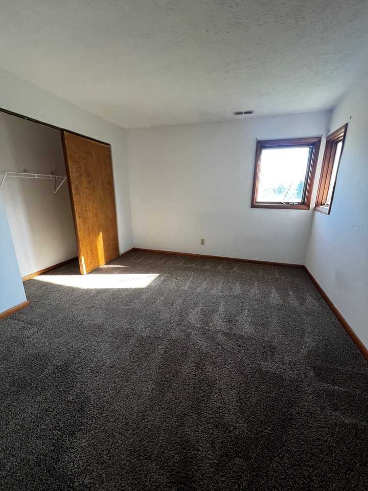 1150 Delphi Ave #10 - Photo 2 of 11