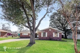 218 Leighton Dr - Photo 1 of 1