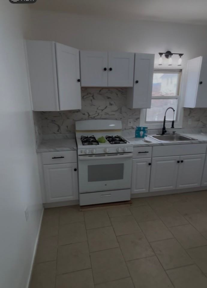 501 Depot St #1stFL - Photo 3 of 5