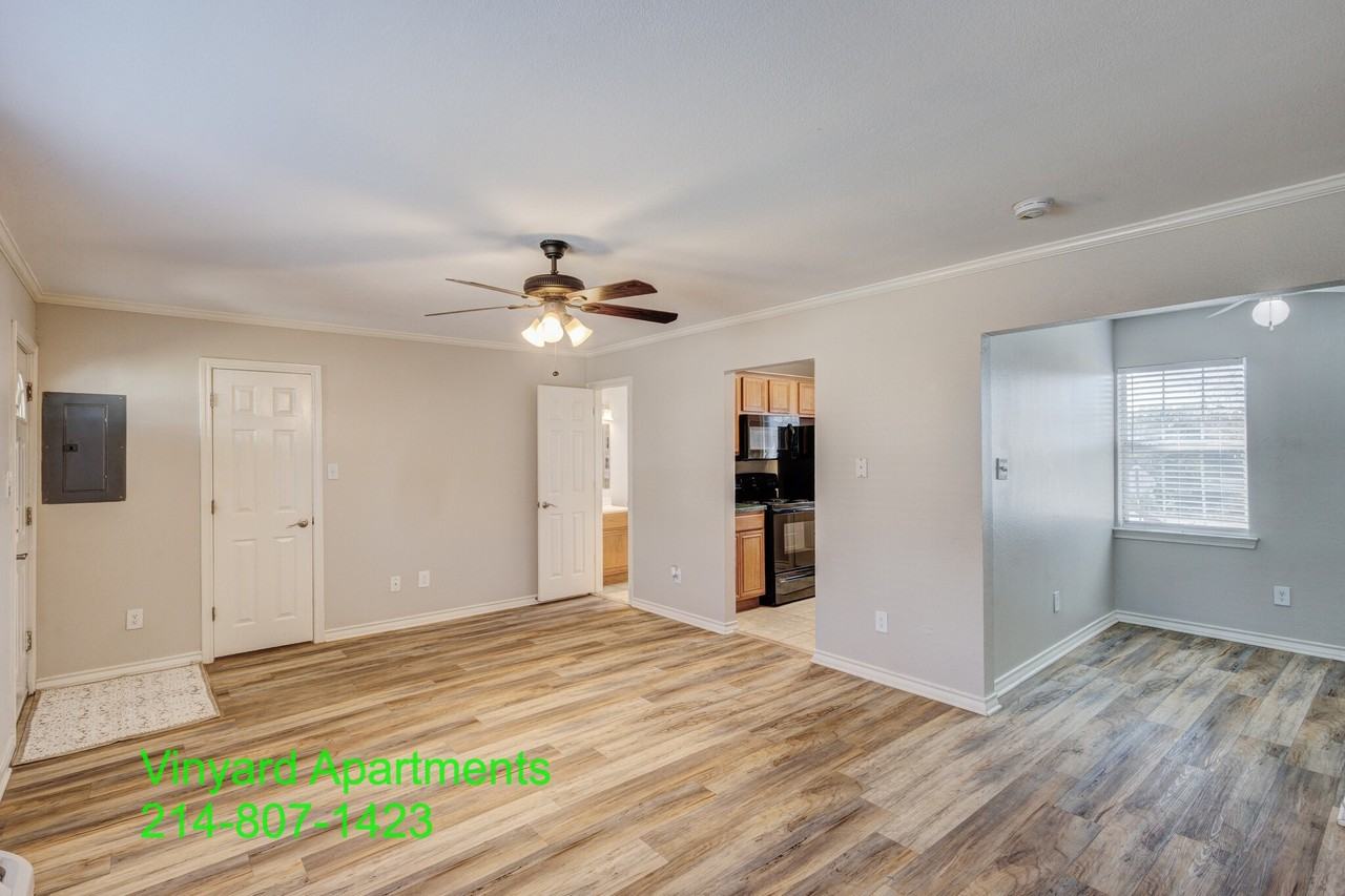 341 W Vinyard Rd #2 - Photo 4 of 15