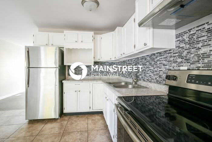 8605 Catalina Dr - Photo 7 of 16