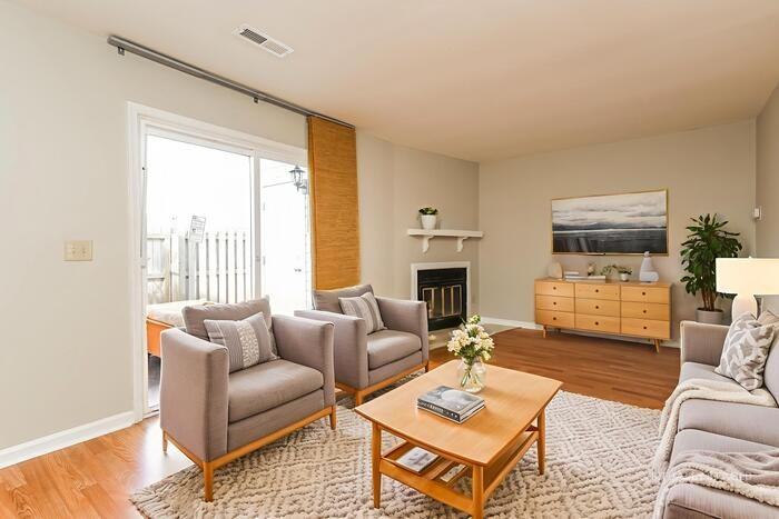 4235 Baylor St - Photo 7 of 17