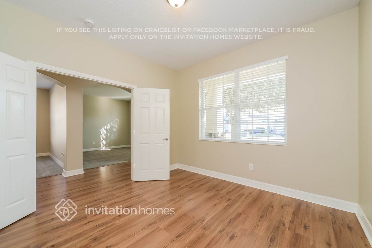 360 Michigan Estates Cir - Photo 3 of 17