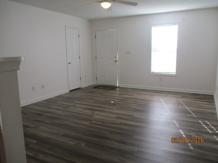 279 Southaven Ct - Photo 2 of 11