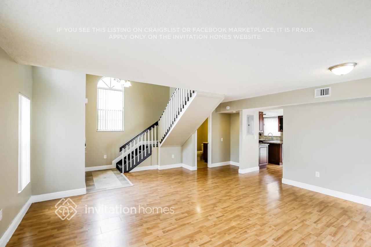 12680 Nw 9th Way - Photo 5 of 18