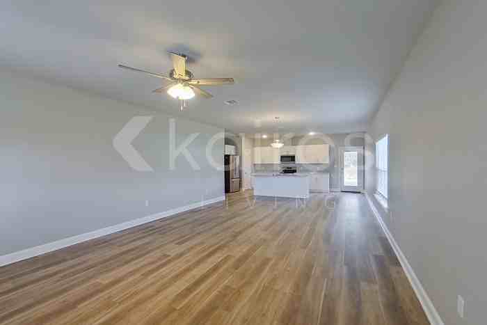 18837 Seabiscuit Ln - Photo 2 of 21